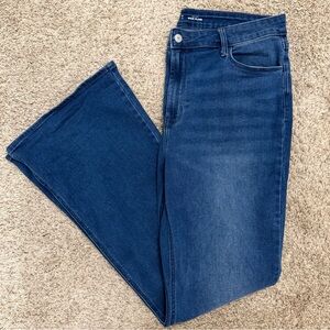 Old Navy High Rise Wow Flare Jeans